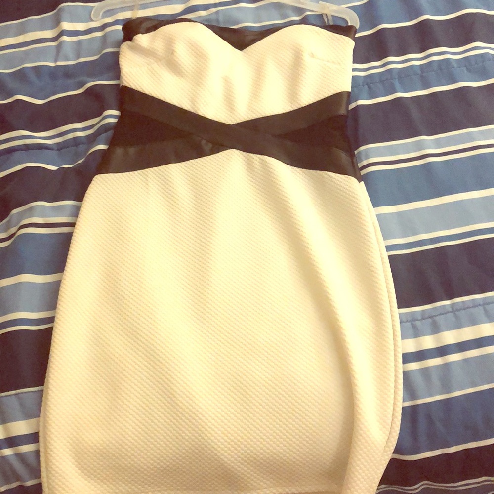 Black and white strapless dress